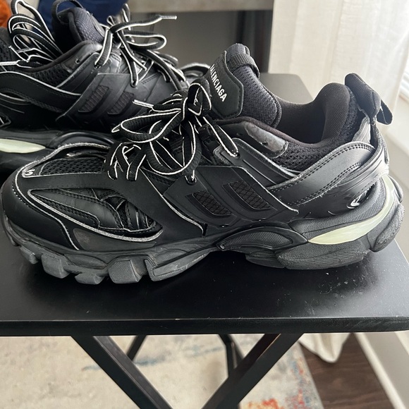 Balenciaga Black Sneakers - Picture 5 of 8